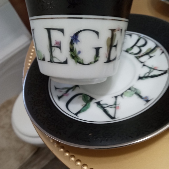 Tea sets - Picture 2 of 9